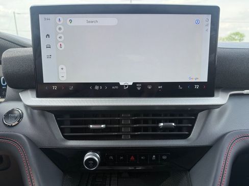 Used 2025 Ford Explorer ST-Line w/ Premium Package image 28