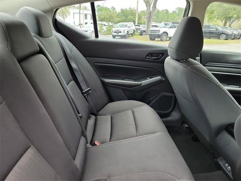 Used 2024 Nissan Altima 2.5 SV image 29