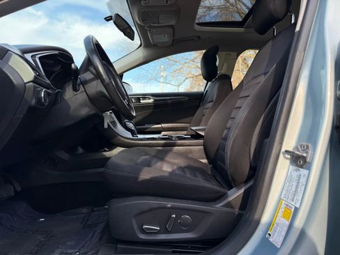 Used 2014 Ford Fusion SE image 23