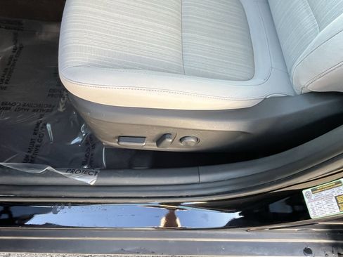 Used 2023 Hyundai Kona SEL image 16