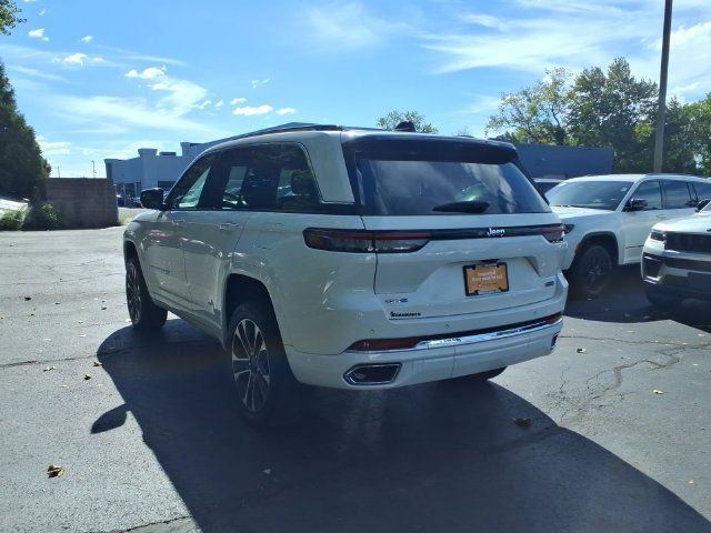 Certified 2023 Jeep Grand Cherokee Overland w/ Luxury Tech Group IV AWD/4WD image 5