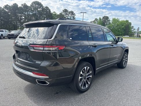 Used 2023 Jeep Grand Cherokee L Overland image 8