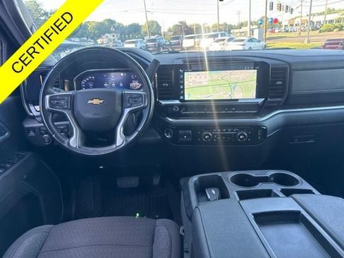 Used 2025 Chevrolet Silverado 2500 LT w/ Convenience Package AWD/4WD image 22