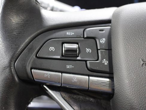 Used 2021 Cadillac Escalade Premium Luxury w/ Driver Assist Tech Package AWD/4WD image 12