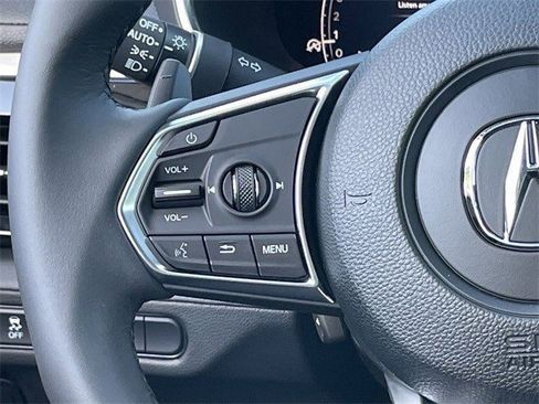 Certified 2025 Acura MDX FWD image 11