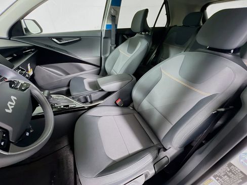 New 2026 Kia Niro LX image 16