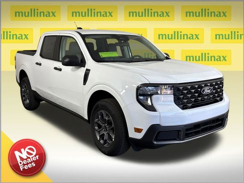 New 2026 Ford Maverick XLT FWD image 1