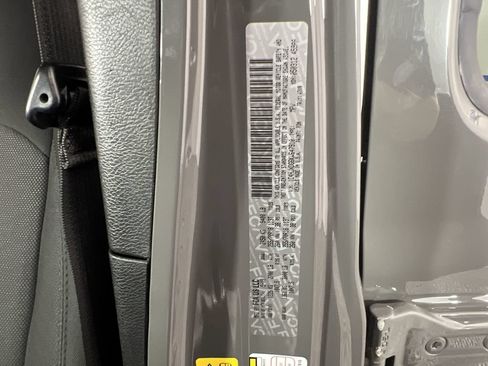 Used 2019 Jeep Wrangler Unlimited Sport AWD/4WD image 32