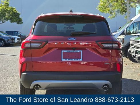 New 2025 Ford Escape SE image 7