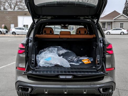 New 2026 BMW X5 xDrive40i w/ Executive Package image 25