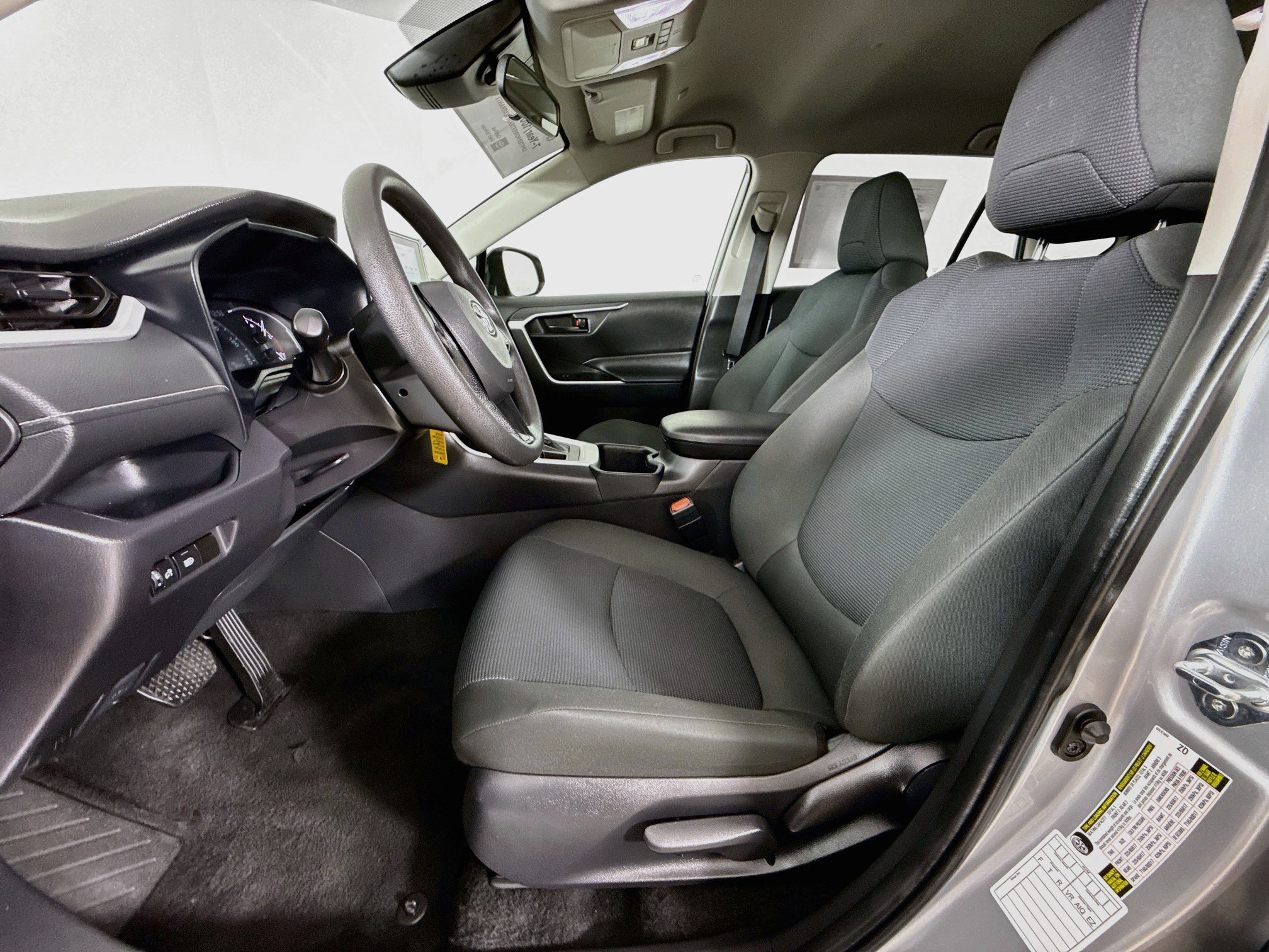 Certified 2025 Toyota RAV4 LE AWD/4WD image 21