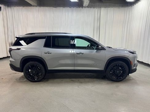 New 2026 Chevrolet Traverse LT w/ LPO, Floor Liner Package AWD/4WD image 3