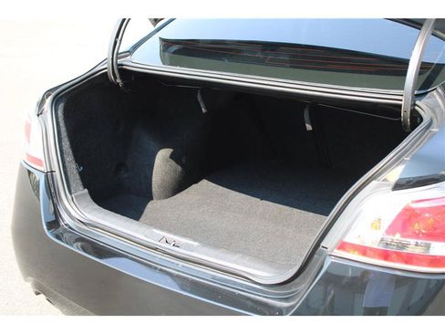 Used 2014 Nissan Altima 2.5 S w/ Sport Value Package FWD image 30