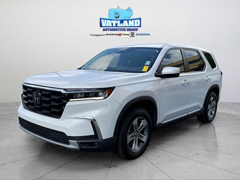 Certified 2025 Honda Pilot EX-L image 1