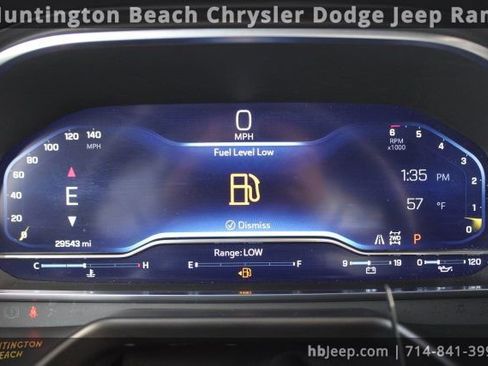 Used 2024 Chevrolet Suburban RST w/ Luxury Package image 19