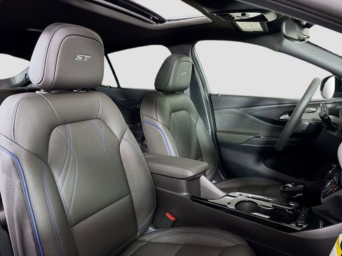 New 2026 Buick Envista Sport Touring w/ Convenience I Package image 27