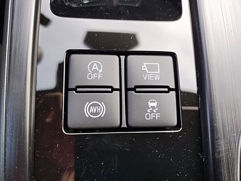 New 2026 Subaru Outback Touring XT AWD/4WD image 32