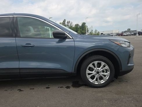 Certified 2023 Ford Escape Active AWD/4WD image 4