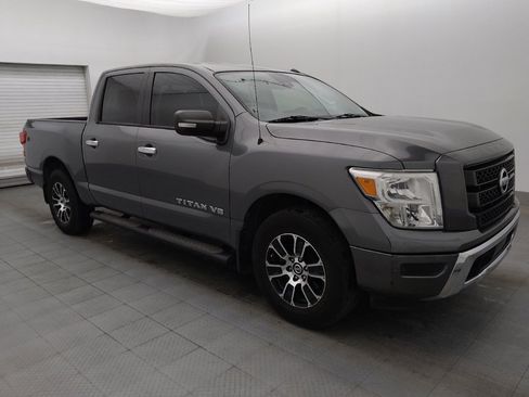 Used 2020 Nissan Titan SV w/ Accessory Utility Package image 11