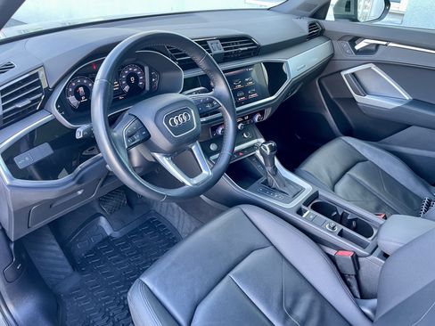 Used 2020 Audi Q3 2.0T Premium w/ Convenience Package AWD/4WD image 13