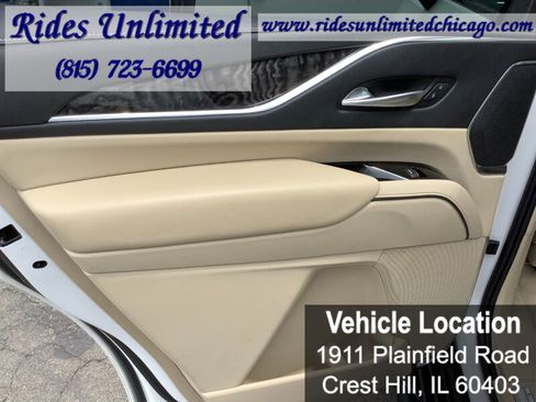 Used 2021 Cadillac Escalade Premium Luxury w/ Performance Package AWD/4WD image 27