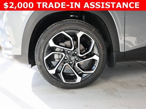 New 2026 Chevrolet Trax RS w/ Sunroof Package image 39