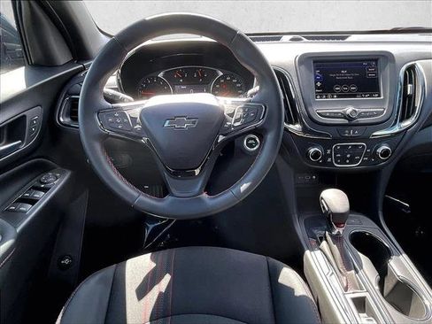 Used 2023 Chevrolet Equinox RS image 7