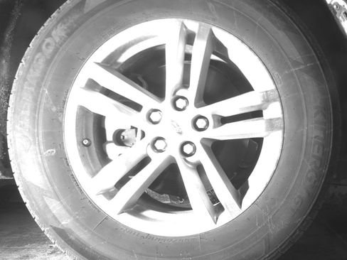 Used 2024 Ford Explorer XLT w/ Equipment Group 202A image 12