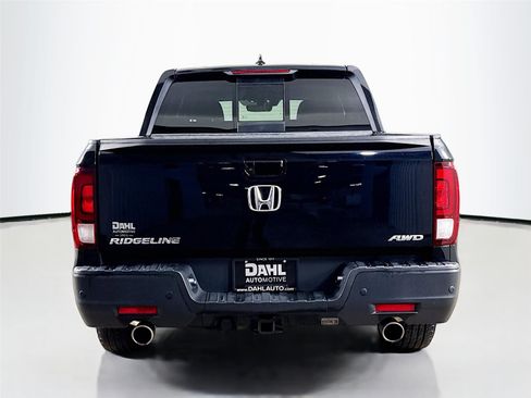 Used 2023 Honda Ridgeline Black Edition image 6