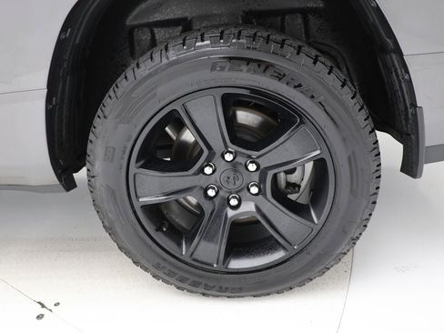 Used 2023 RAM 1500 Big Horn image 16