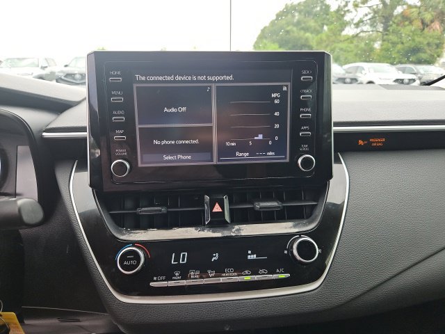 Used 2020 Toyota Corolla LE FWD image 17