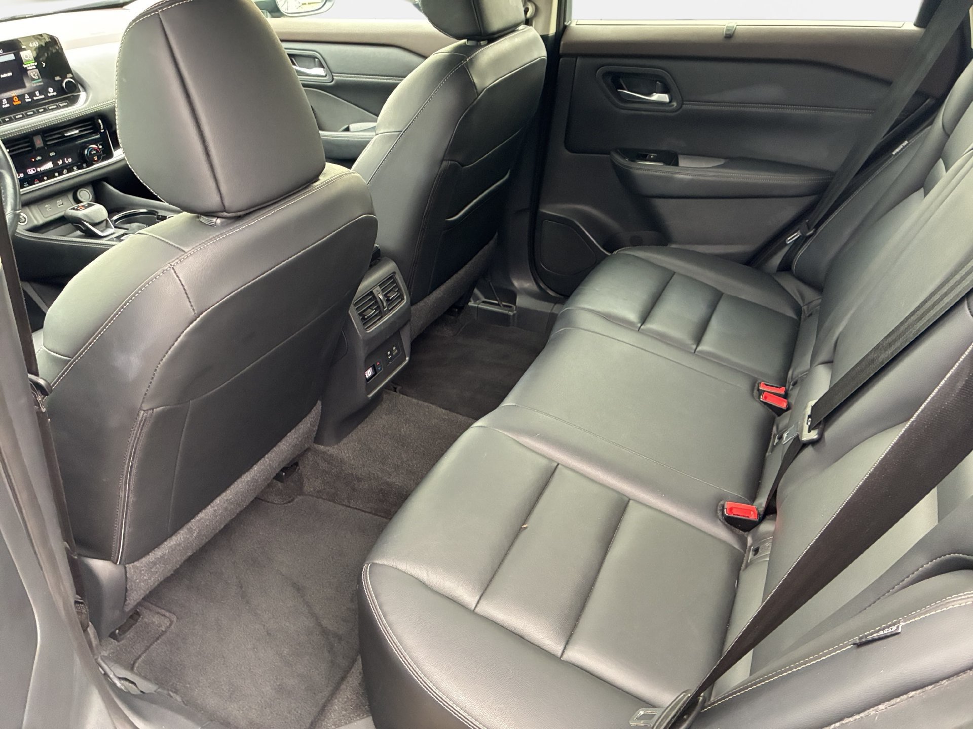 Used 2023 Nissan Rogue SL w/ SL Premium Package FWD image 14
