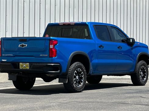 Used 2023 Chevrolet Silverado 1500 ZR2 w/ Technology Package image 5