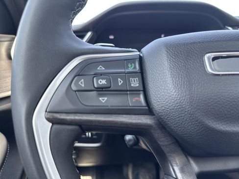 Used 2024 Jeep Grand Cherokee L Limited w/ Luxury Tech Group II image 35