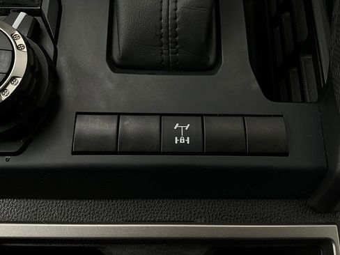 Used 2025 Toyota Tacoma TRD Off-Road image 21