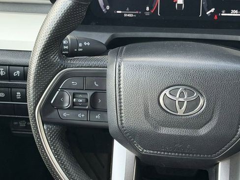 Certified 2024 Toyota Tacoma TRD Off-Road AWD/4WD image 12