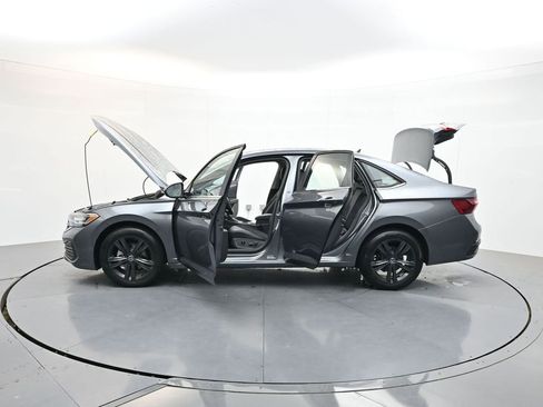 Used 2023 Volkswagen Jetta SE FWD image 44