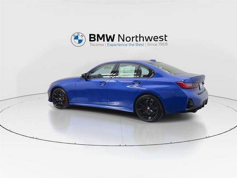 New 2026 BMW 330i xDrive Sedan w/ M Sport Package AWD/4WD image 11