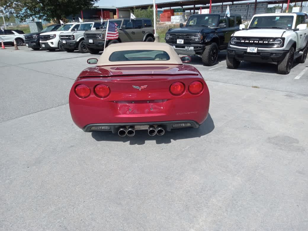 Used 2011 Chevrolet Corvette Convertible w/ Preferred Equipment Group RWD image 6