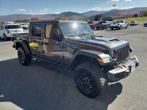 Used 2021 Jeep Gladiator Mojave image 4