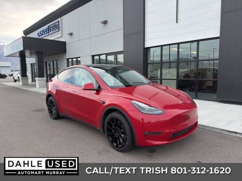 Used 2023 Tesla Model Y Long Range image 1