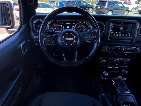 Used 2022 Jeep Wrangler Unlimited Sport image 6