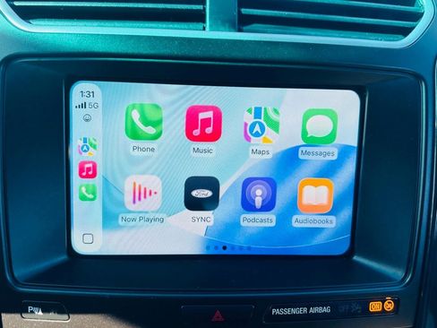 Used 2017 Ford Explorer XLT w/ Equipment Group 202A image 27