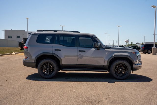 Used 2024 Lexus GX 550 AWD/4WD image 8