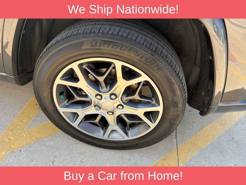Used 2020 Jeep Grand Cherokee Overland AWD/4WD image 36