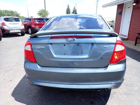 Used 2011 Ford Fusion SE w/ 201A Rapid Spec Order Code FWD image 5