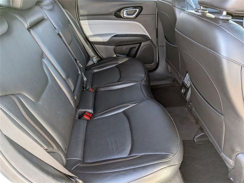 Certified 2023 Jeep Compass Limited image 28