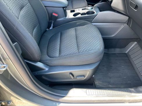 Used 2025 Ford Escape Active w/ Active Premium Tech Pack AWD/4WD image 36