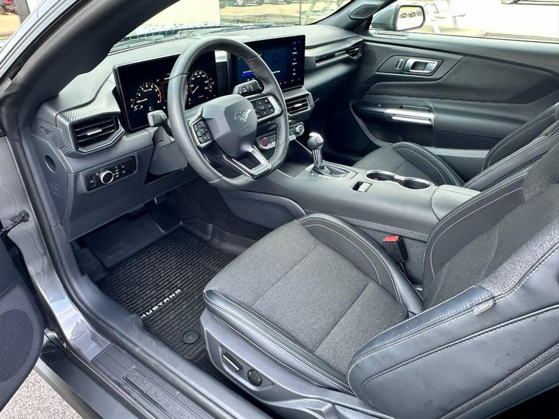 Used 2026 Ford Mustang Coupe RWD image 8