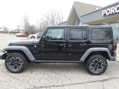 Used 2016 Jeep Wrangler Unlimited Rubicon image 2